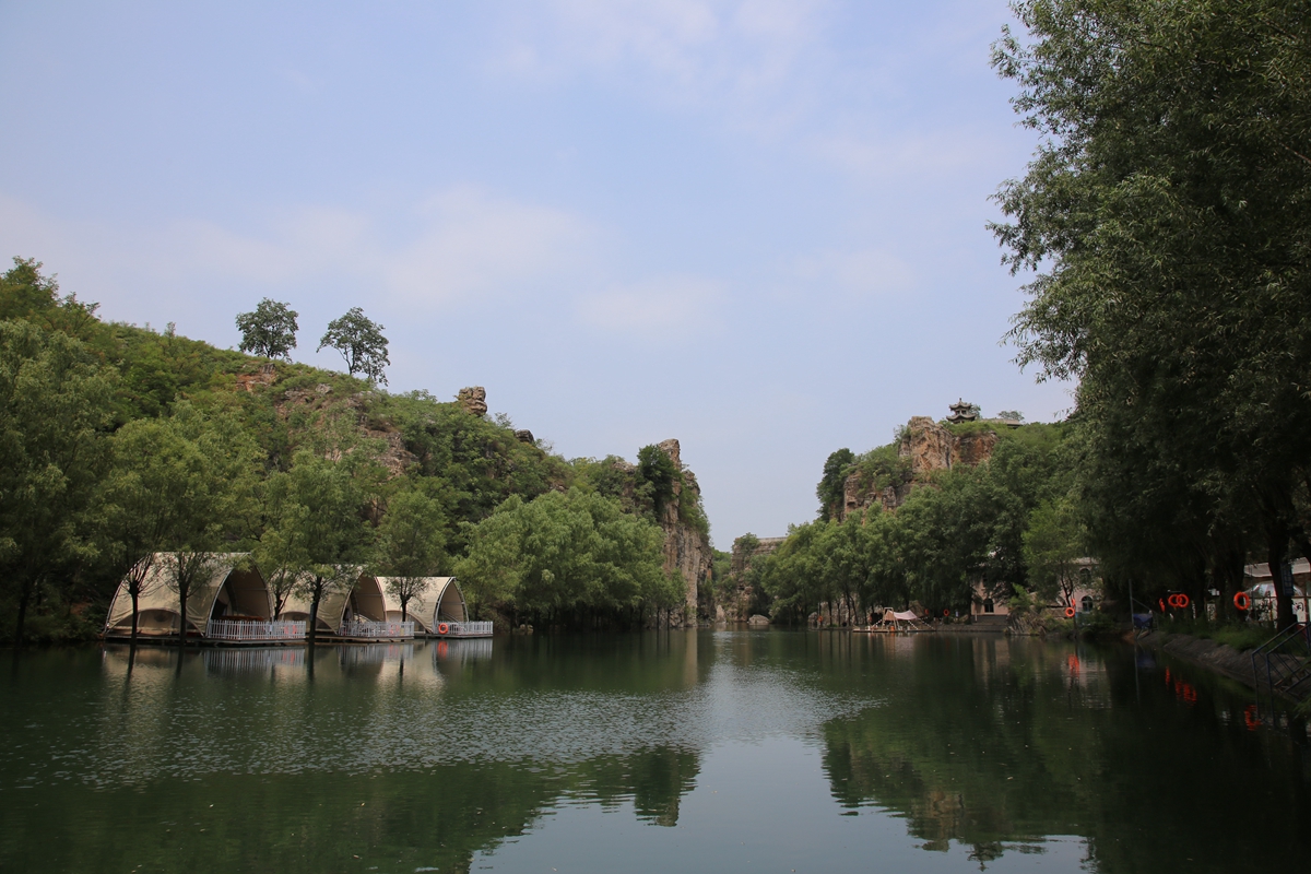 图片默认标题_fororder_龙潭峡谷全景 摄影 宋王晗.JPG