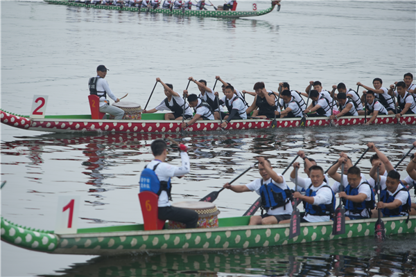 重庆市第三届龙舟公开赛（长寿站）举行_fororder_图片1