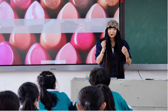 唤醒身边的美感，少儿服饰美育进广东实验中学