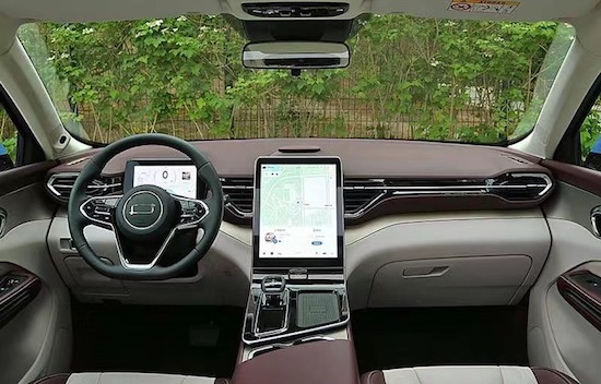 降低售价博销量 奔腾T90上市_fororder_image005