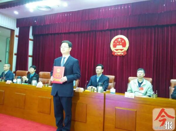 【政務參考】柳州市最新人事任免:王偉任副市長、劉俊任秘書長