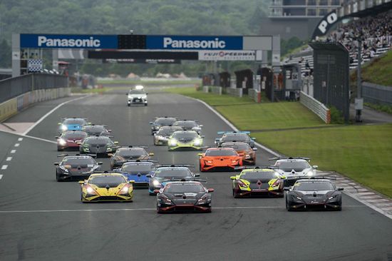 Chris van der Drift和Marco Giltrap在日本富士赛道取得双胜_fororder_image001