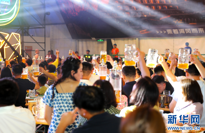 山東青島:啤酒節開拓消費新場景_fororder_6