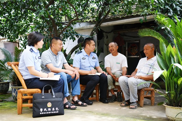 湖北棗陽：“桃園警務”護航桃産業發展_fororder_圖片13