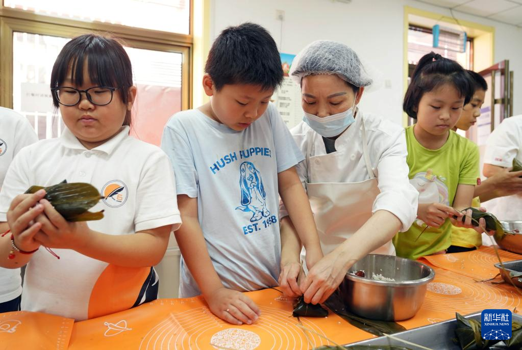 多彩民俗迎端午_fororder_20230621d3eac22c30a647f49c4a75eed8f1dfd2_202306214ce13a1f350049b683a8b9e36071e81b