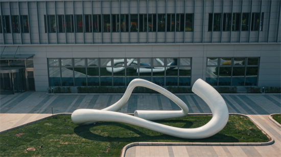 华晨宝马落成新工厂艺术项目 以艺术创新助可持续发展_fororder_宝马4