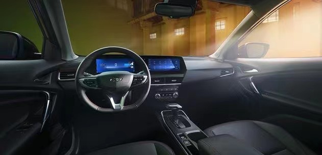 新款雪佛兰创酷RS正式上市_fororder_image003