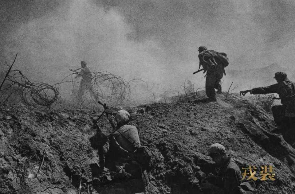 94岁老战士获终身成就奖！他的作品太震撼