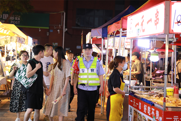 重庆两江新区警方开展夏季治安打击整治专项行动第二次清查行动_fororder_图片1