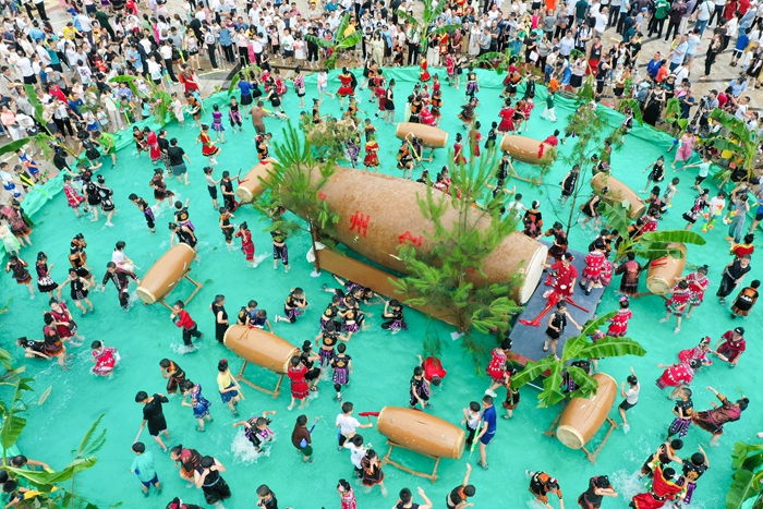 A 'Summertime Carnival' Commence in Jianhe County, Guizhou Province as a Series of Activities for Yang'asha Cultural Festival Kick off_fororder_图片4