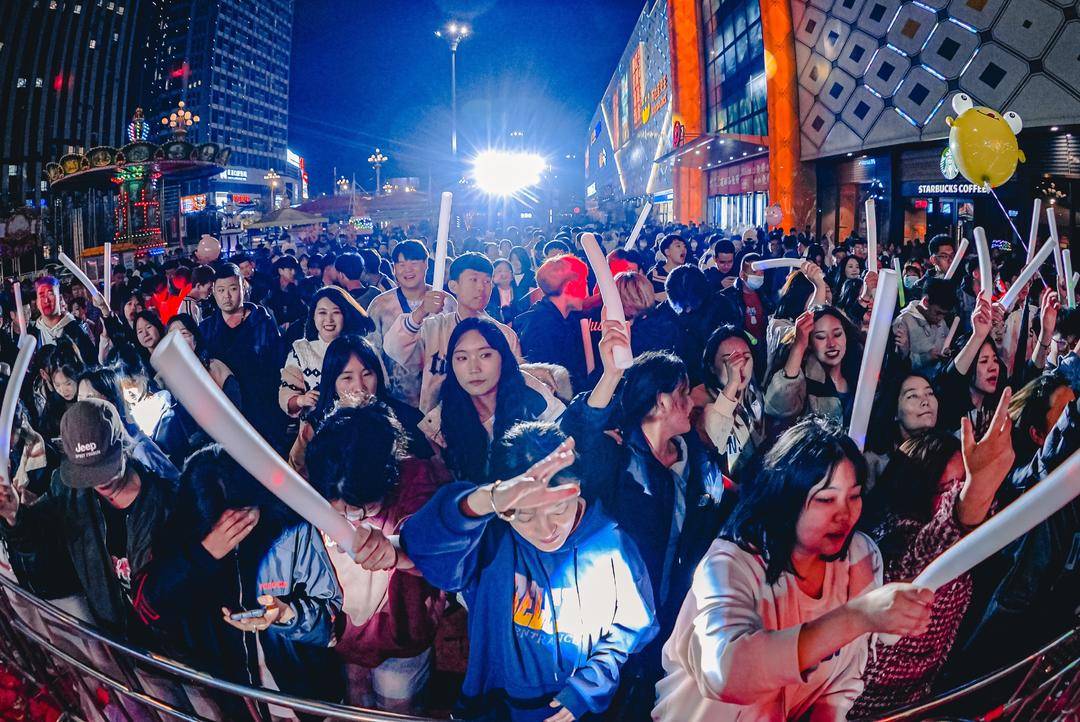 遼陽：煙火夜市點亮夜經濟