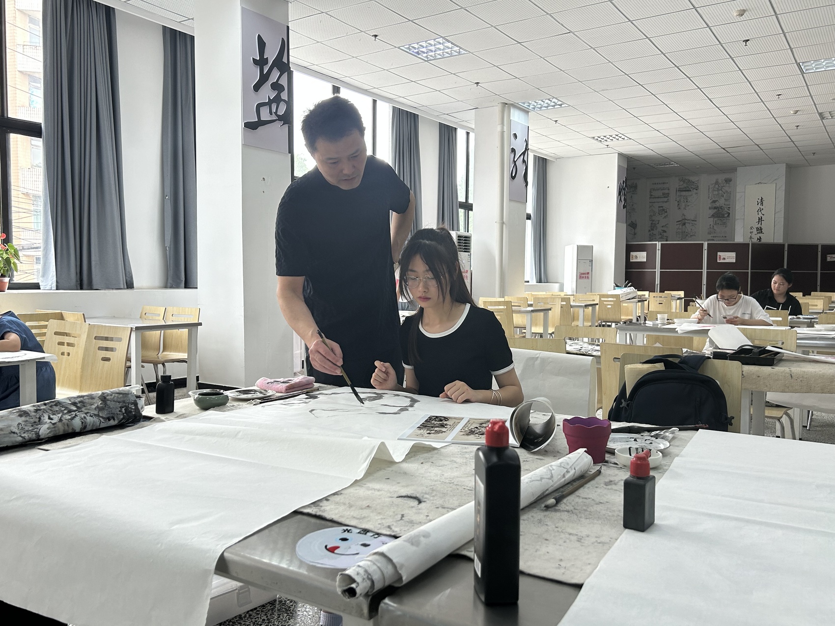 自贡：积极备战四川省第二届“文化传承 强国有我”青少年书画传习大会