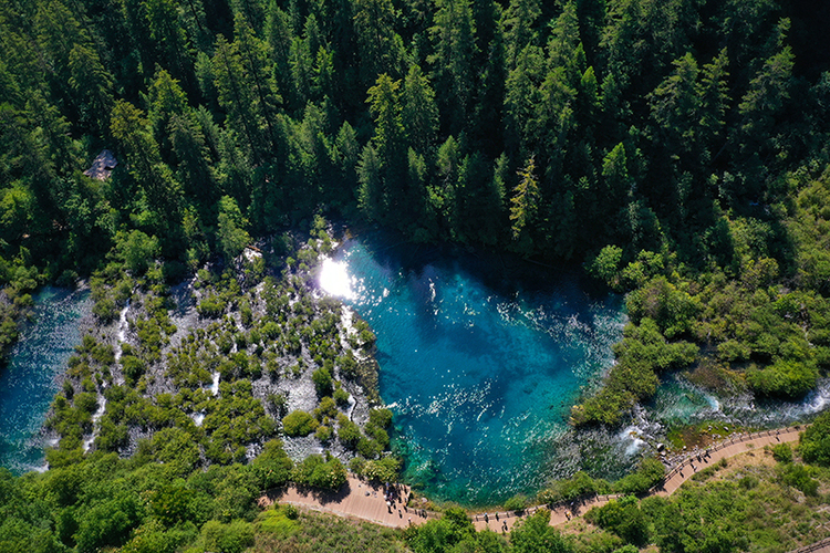 九寨沟景区2023年旅游接待突破200万人次