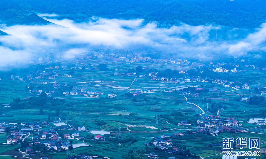 【城市远洋】重庆市南川区：青山绿野相映成景
