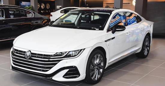 搭2.0T高功率发动机 新款一汽-大众CC即将上市_fororder_image001