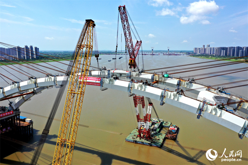 江西南昌：复兴大桥主拱合龙_fororder_5