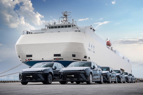 领克“亚太战略”再启新程 与宏益集团签约布局中国澳门市场_fororder_image004