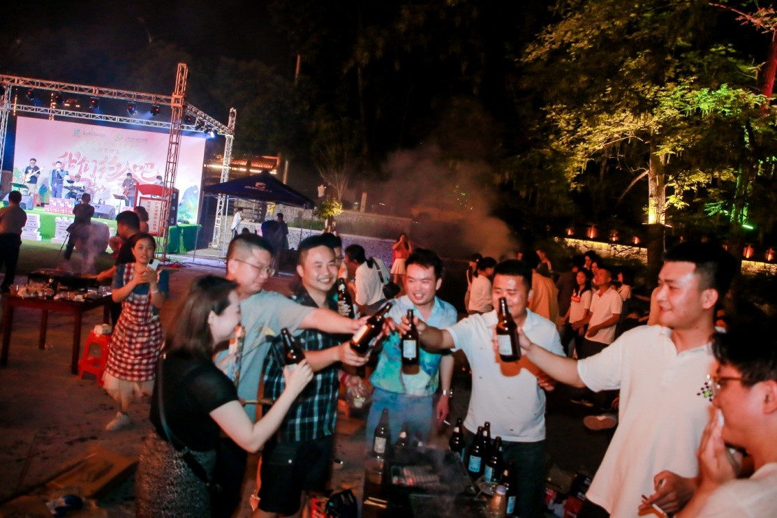 六大群体免费游 湖南崀山邀您一起“崀”一夏_fororder_图片6