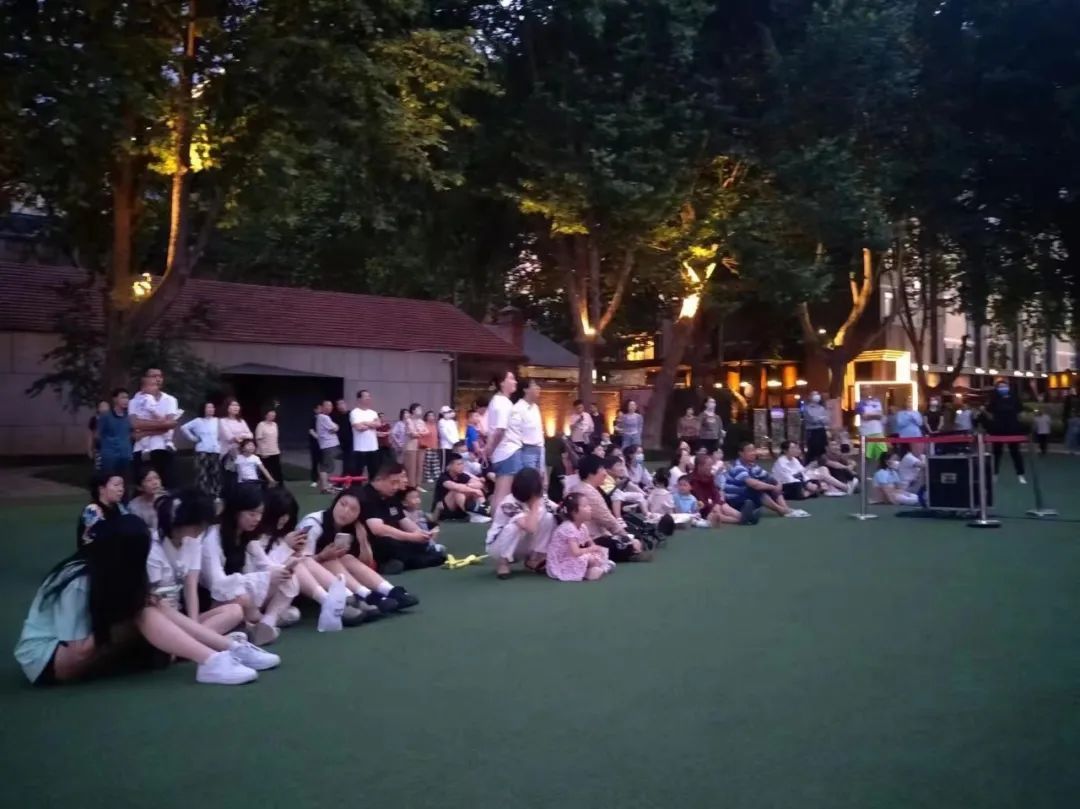 西安曲江新区持续推进惠民观影活动