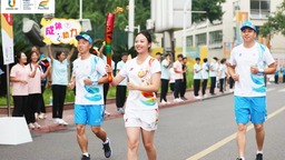 （张）成都第31届世界大学生夏季运动会火炬传递成都站首日活动启动