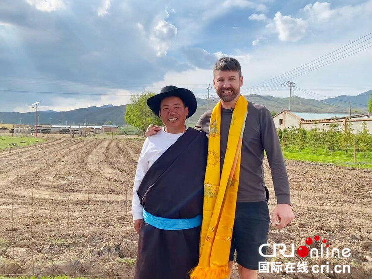 （遇见中国）新西兰媒体人安柏然：越来越多外国人告诉我 他们期待了解真实的中国_fororder___172.100.100.3_temp_9500031_1_9500031_1_1_40cc79c9-65d2-4cda-b34e-1e49ee017d18