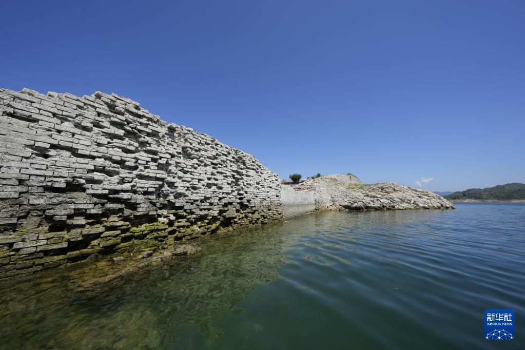 河北“水下长城”露芳容_fororder_3