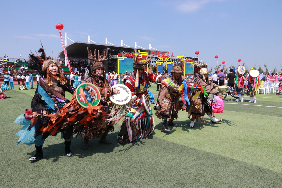 赫哲族第十一届乌日贡大会在抚远市举行