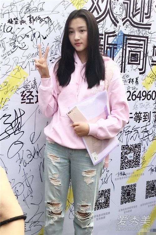 高圆圆唐嫣张俪张梓琳关晓彤唐嫣 示范百变早秋搭配