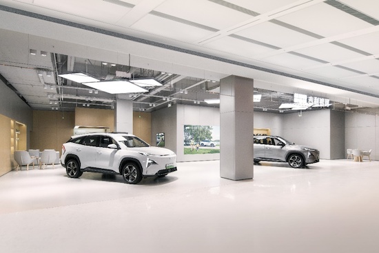 第一万台量产车下线 吉利银河L7凭什么成为爆款？_fororder_image003