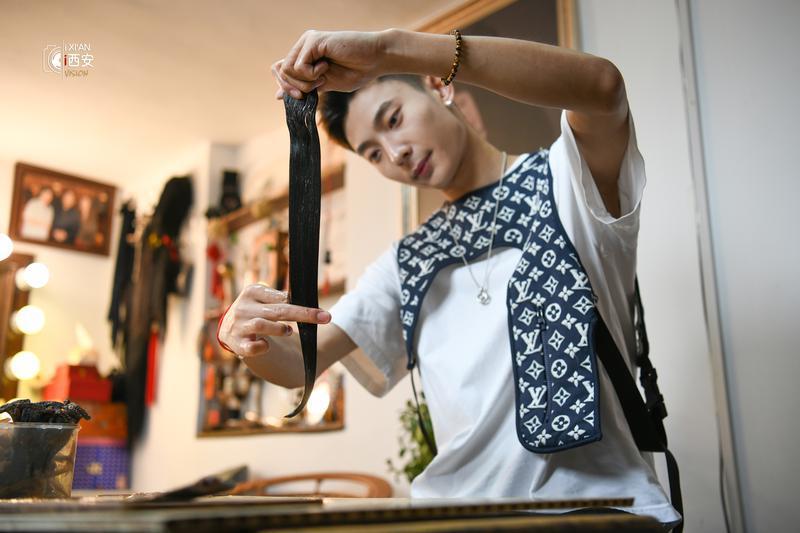 浓墨重彩!“妆”点大美秦腔