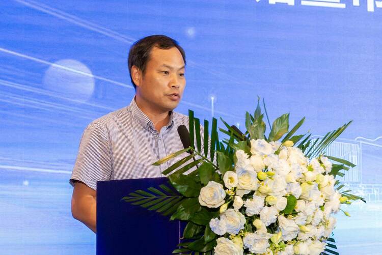 海亮教育管理集团当选浙江省中小学游泳分会主席单位