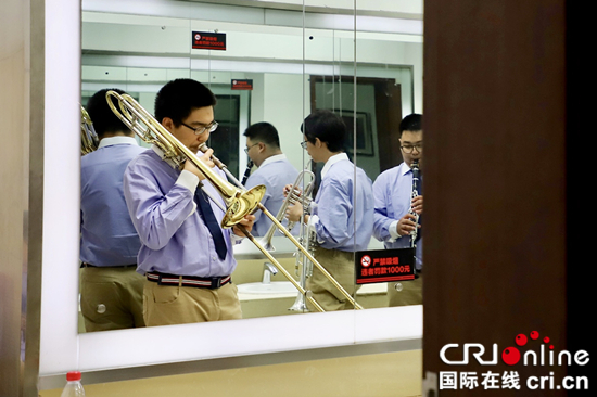 （文中做了修改）【CRI專稿 列表】重慶巴蜀中學交響樂團：向世界展現重慶學子的風采
