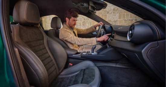 阿尔法·罗密欧“重溯·新生”品牌之夜 新款Giulia朱丽叶/Stelvio斯坦维 燃擎上市_fororder_image015