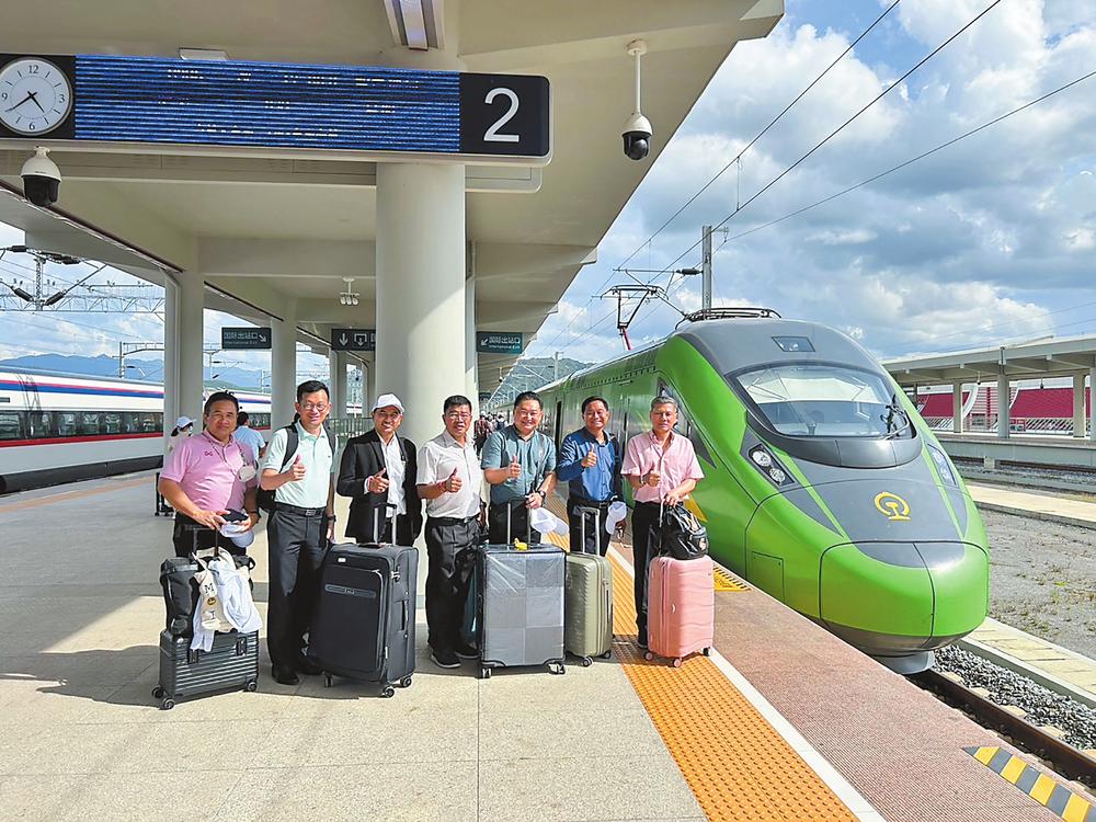 泰國東北10府府尹代表團到訪雲南_fororder_87a