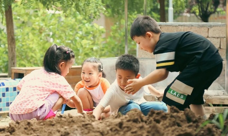 “泥”好兵马俑 国际港务区陆港一幼萌娃打造“兵马俑博物馆”_fororder_图片4