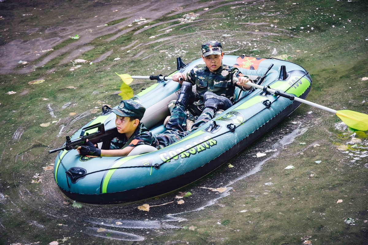 图片默认标题_fororder_水流急湍处突击 摄影 李雪