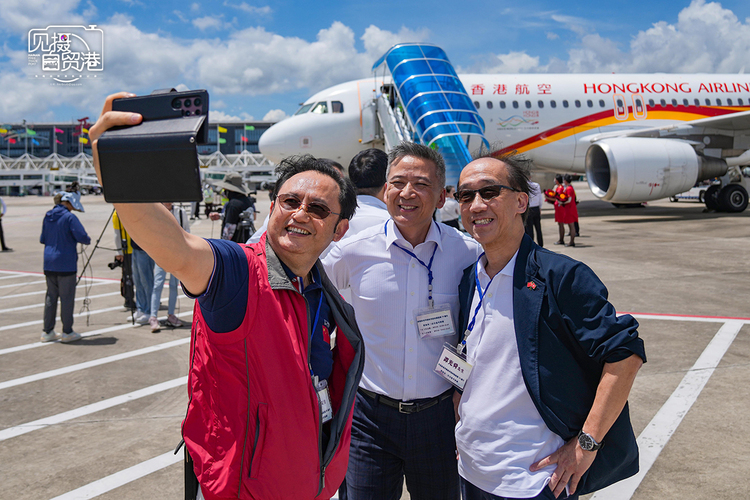 三亚凤凰国际机场国际航站楼改扩建正式投运