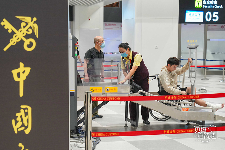 三亚凤凰国际机场国际航站楼改扩建正式投运