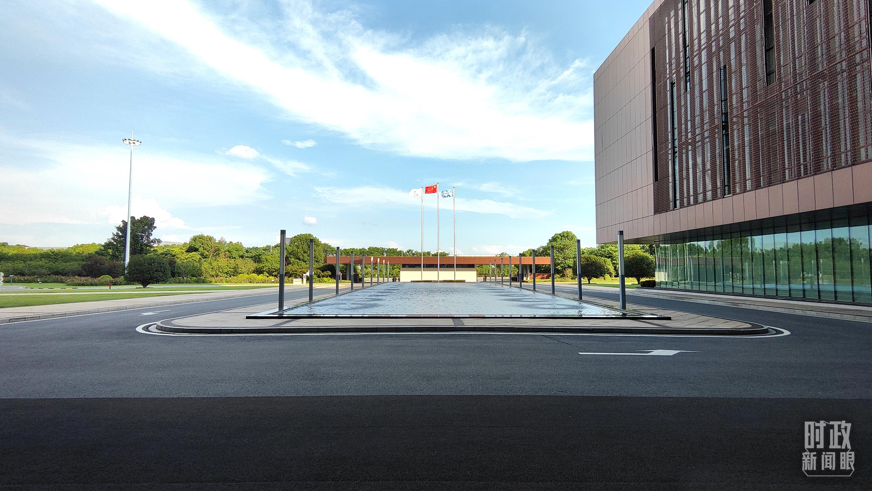 时政新闻眼丨如何“走在前、做示范”？习近平江苏考察这样阐述