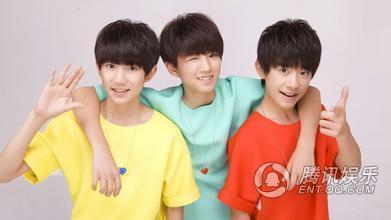 TFBOYS童年照曝光 嘟嘴萌颜惹众粉丝舔屏！_娱乐_腾讯网
