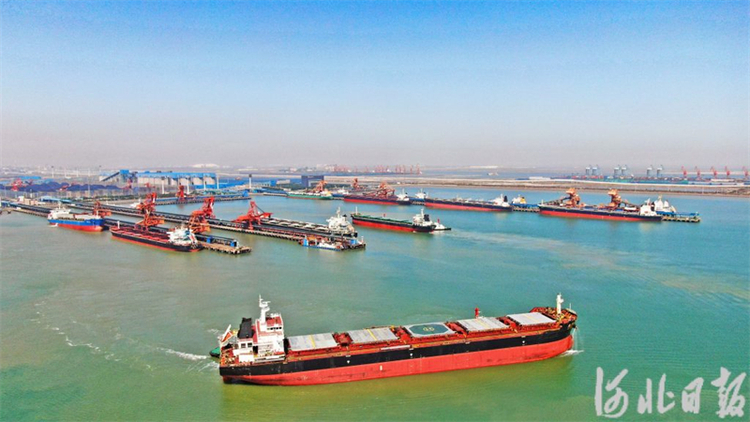 黄骅港上半年电煤下水超亿吨