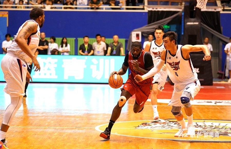 石家庄翔蓝101比89战胜武汉锟鹏