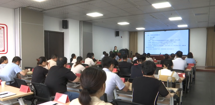 石家庄市鹿泉区 搭建平台 银政企对接促发展_fororder_图片2