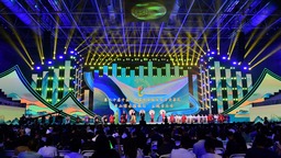 相約北疆 文頌中華 第二十屆中國·內蒙古草原文化節開幕