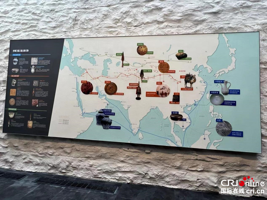 何以中国丨走进统万城遗址 揭开匈奴都城的神秘面纱_fororder_图片2_副本