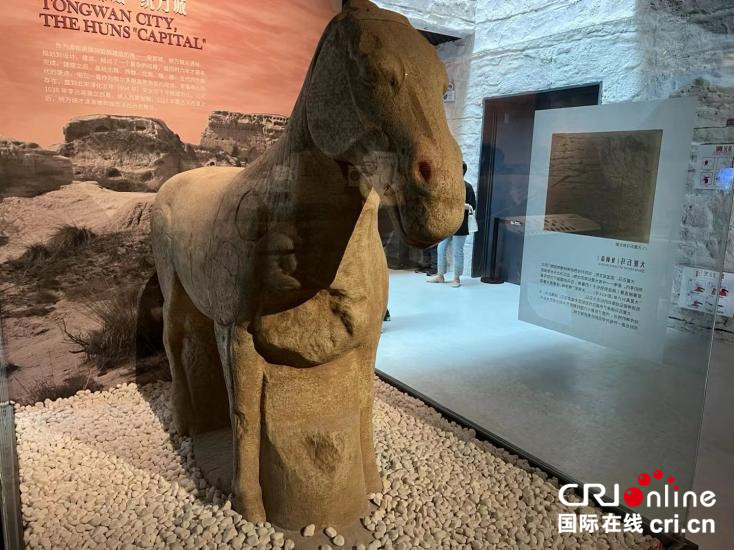 何以中国丨走进统万城遗址 揭开匈奴都城的神秘面纱_fororder_图片1_副本