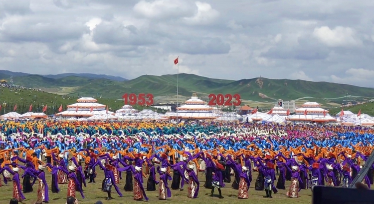 【原創】甘南藏族自治州成立70週年慶祝大會在合作隆重舉行_fororder_2