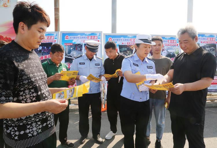 沧州经济开发区开展“安全同行”公益宣传活动_fororder_图片1