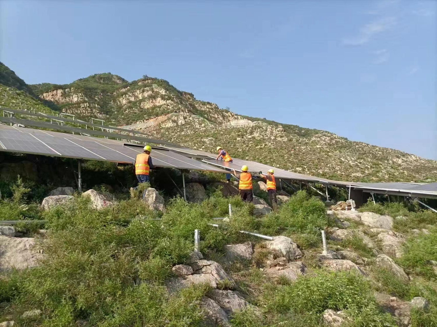 图片默认标题_fororder_满城区英利光伏项目施工现场 摄影 段成南