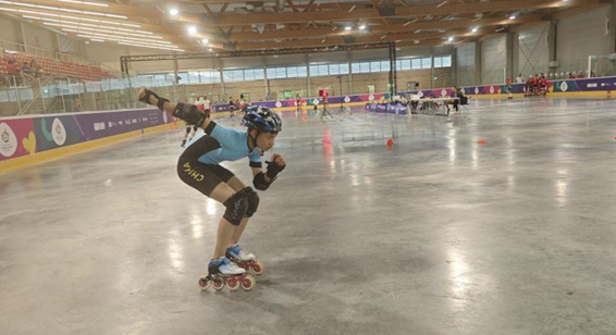 重庆特奥运动轮滑冠军吴杰：付出终有回报 坚持才能创造奇迹
